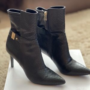 Calvin Klein Natia Stretch Snake Booties